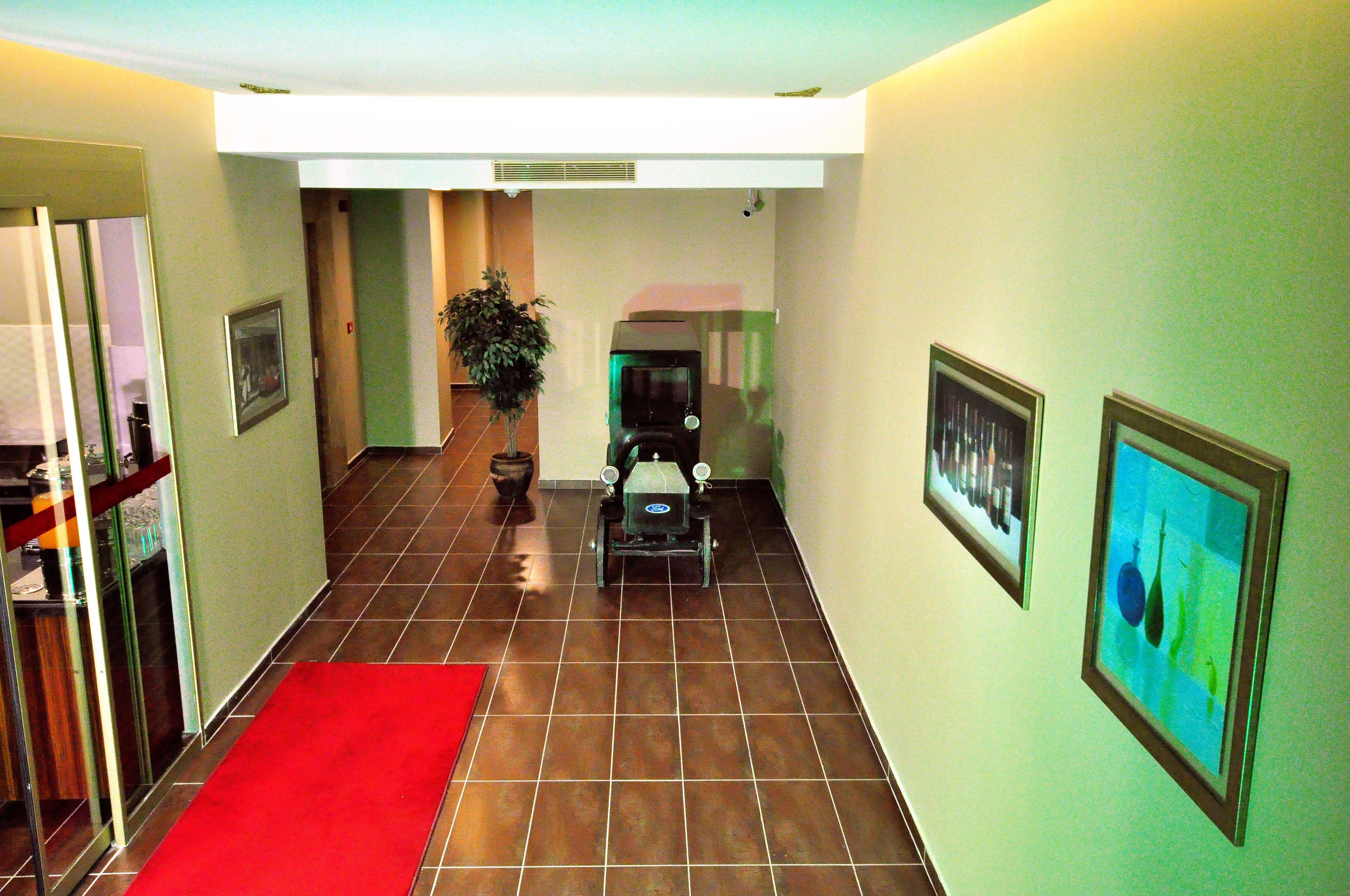 Hotel Osaka Airport, Istanbul